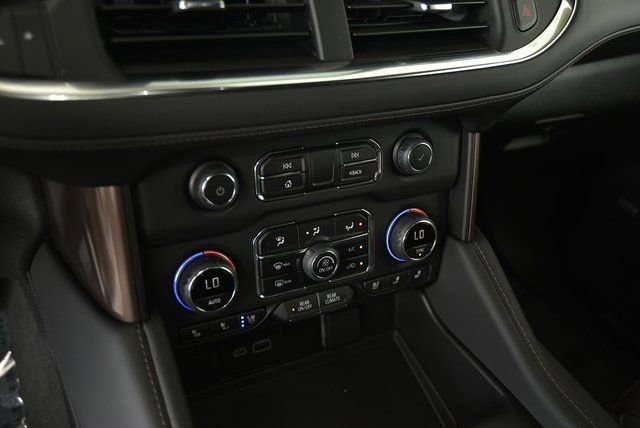 2024 Chevrolet Suburban High Country - Photo 25