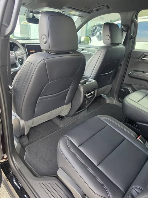 2026 GMC Acadia Elevation - Photo 19