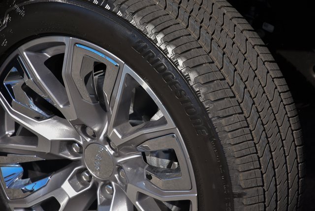 2025 Gmc Sierra 1500 Denali photo 3