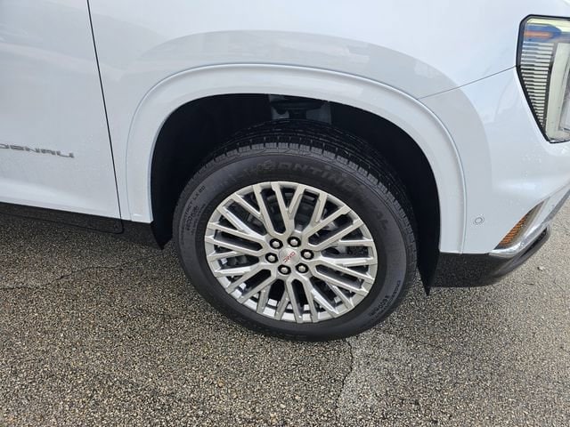 2026 GMC Acadia Denali - Photo 11