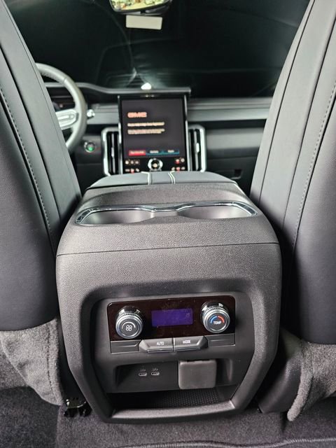 2026 GMC Acadia Elevation - Photo 38