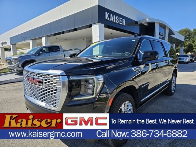 2022 GMC Yukon XL Denali's photo