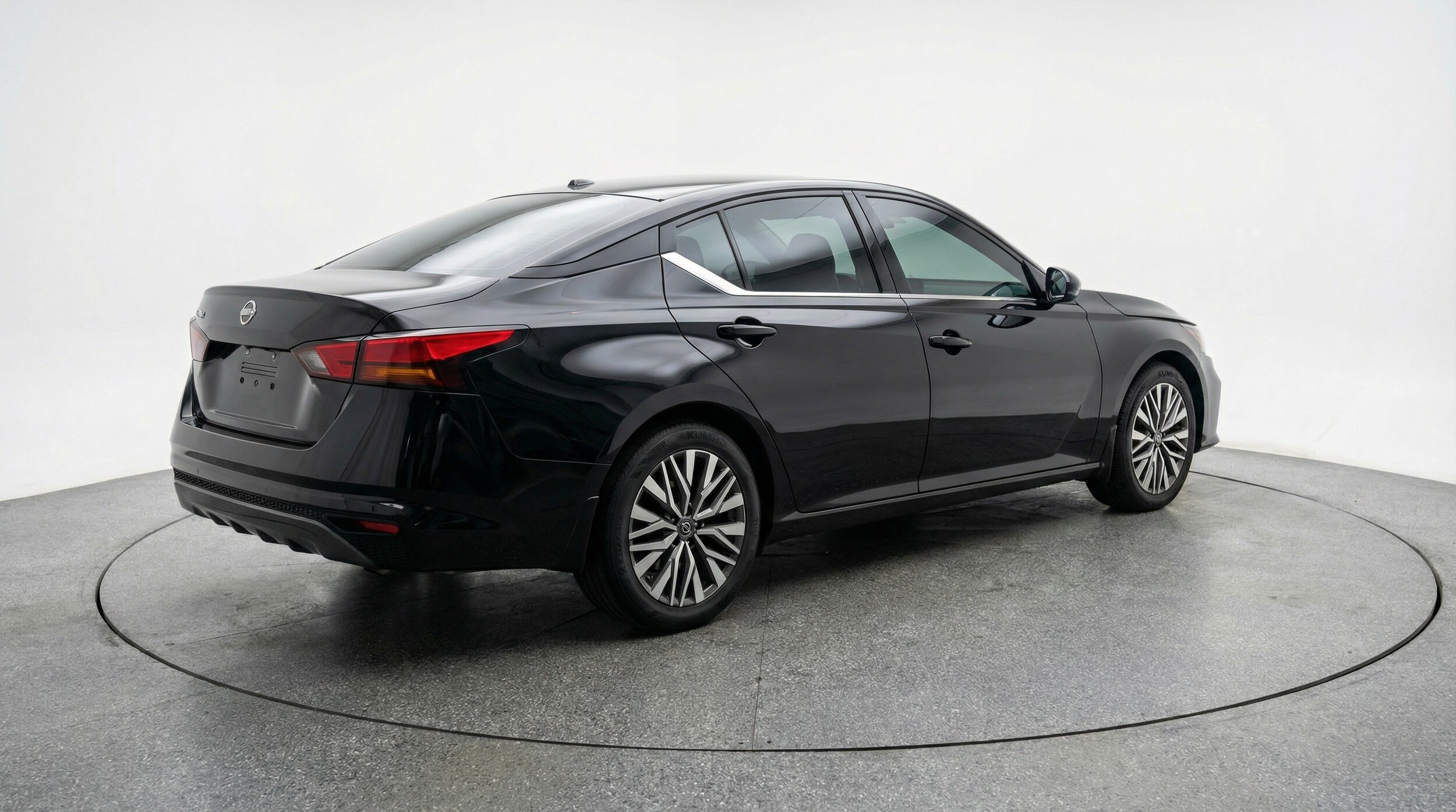 Thumbnail: 2025 Nissan Altima - 7