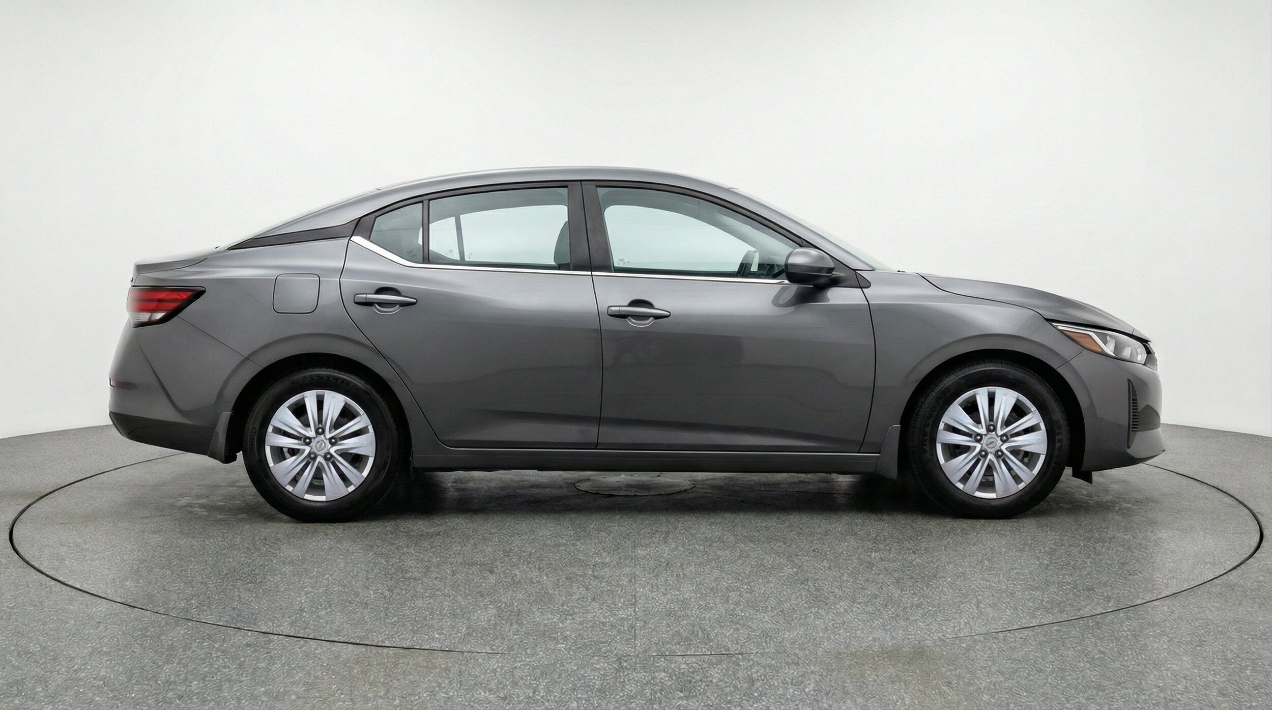 Thumbnail: 2025 Nissan Sentra - 11
