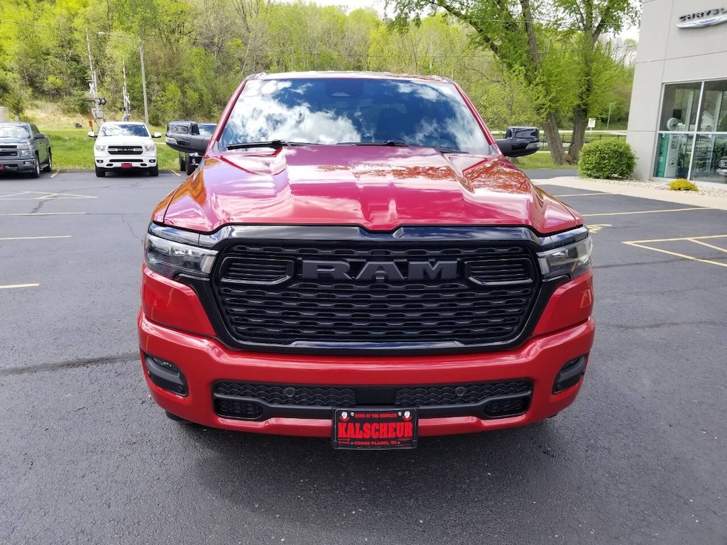 New 2026 Ram 1500 BIG HORN CREW CAB 4X4 5'7 BOX Pickup