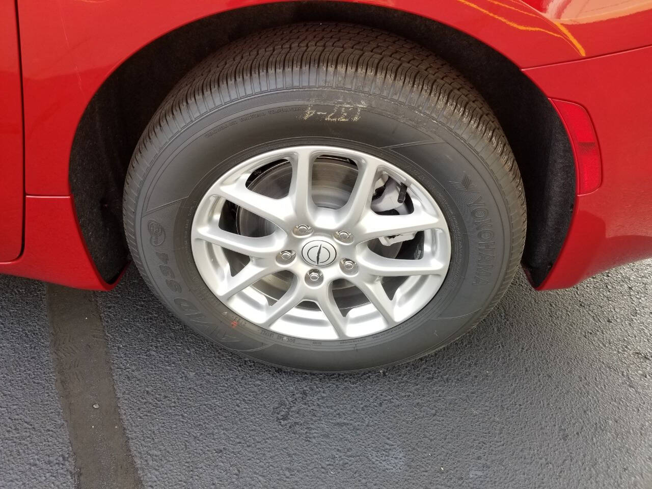 2026 Chrysler Pacifica photo 3