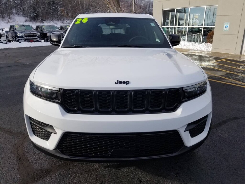 Certified 2024 Jeep Grand Cherokee Altitude X 4x4 4dr SUV SUV