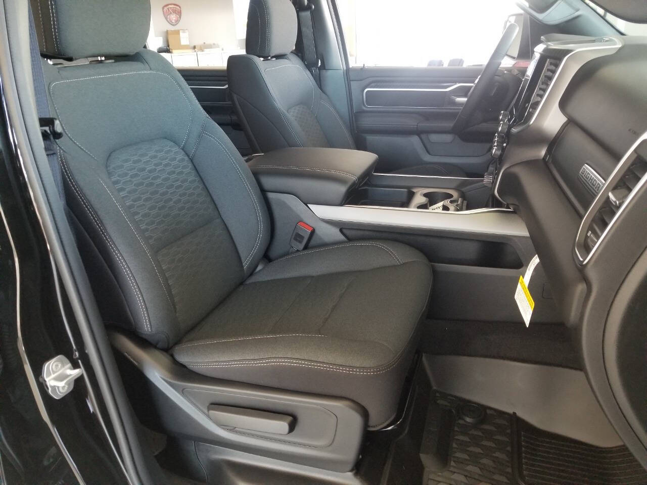 2026 RAM 1500 Big Horn/Lone Star - Photo 16