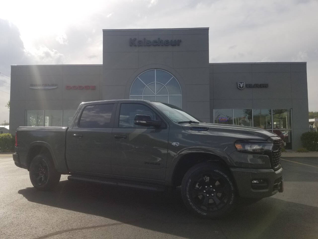 2026 RAM 1500 Big Horn/Lone Star 4x4 Crew Cab 5'7's photo