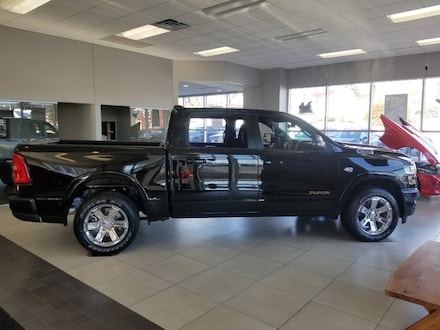 2026 Ram 1500 BIG HORN CREW CAB 4X4 5'7 BOX Pickup
