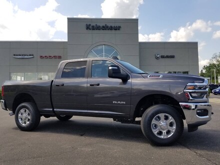 2025 Ram 2500 BIG HORN CREW CAB 4X4 6'4 BOX Pickup