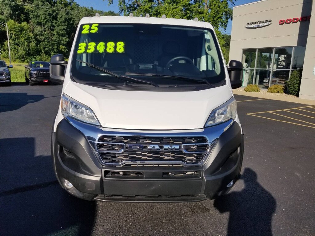 Used 2025 Ram Promaster Tradesman 2500 136 WB 3dr Low Roof Cargo Van w/ Pa Full-Size