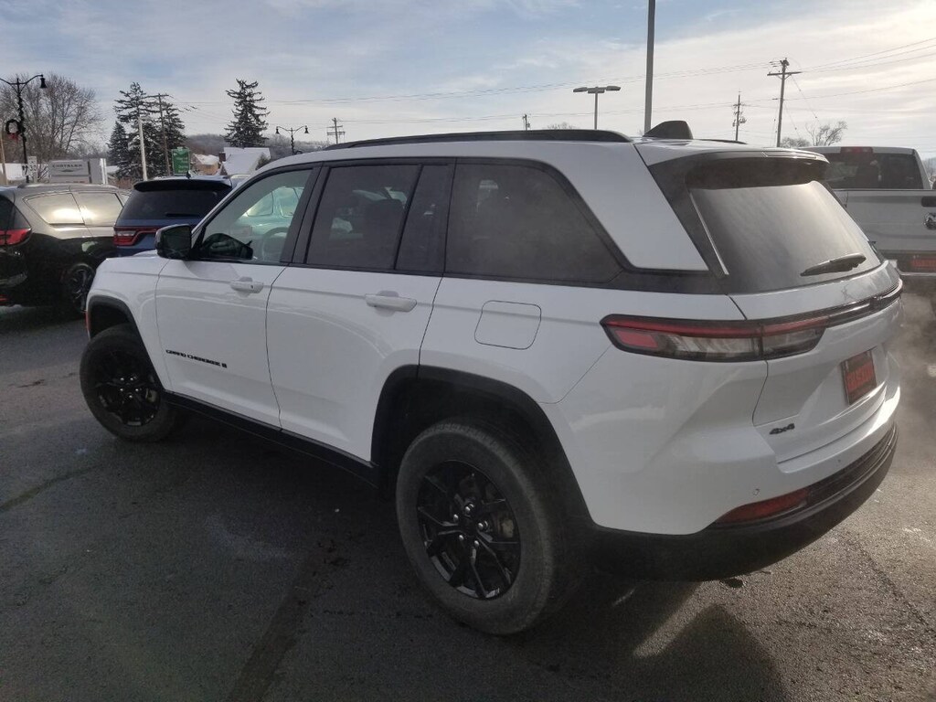 Certified 2024 Jeep Grand Cherokee Altitude X 4x4 4dr SUV SUV