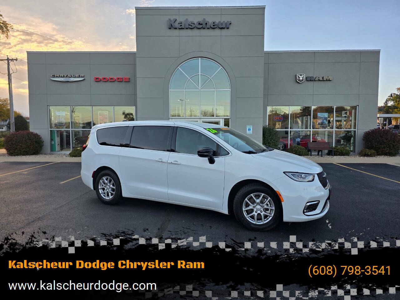 2026 Chrysler Pacifica