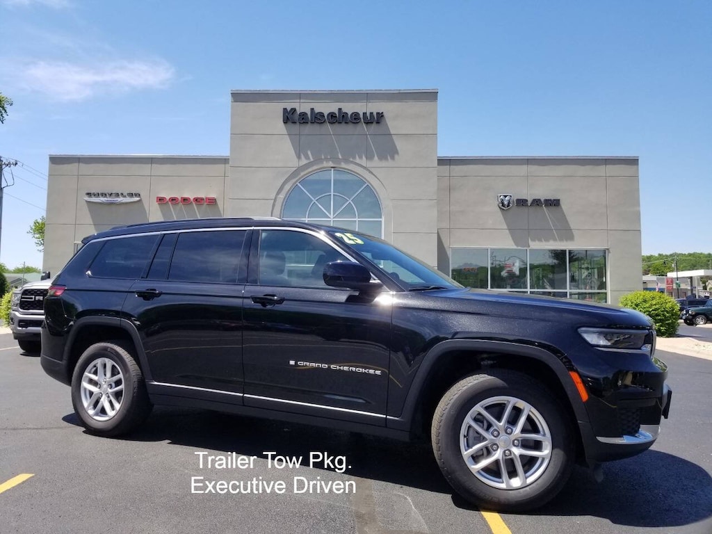 Used 2025 Jeep Grand Cherokee L Laredo 4x4 4dr SUV SUV