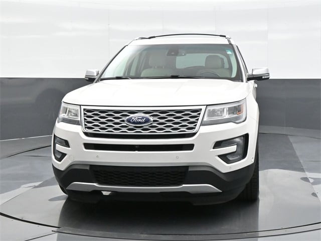 Used 2017 Ford Explorer Platinum with VIN 1FM5K8HT4HGA32526 for sale in Kansas City, MO