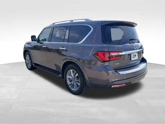 2022 Infiniti QX80 Luxe photo 2