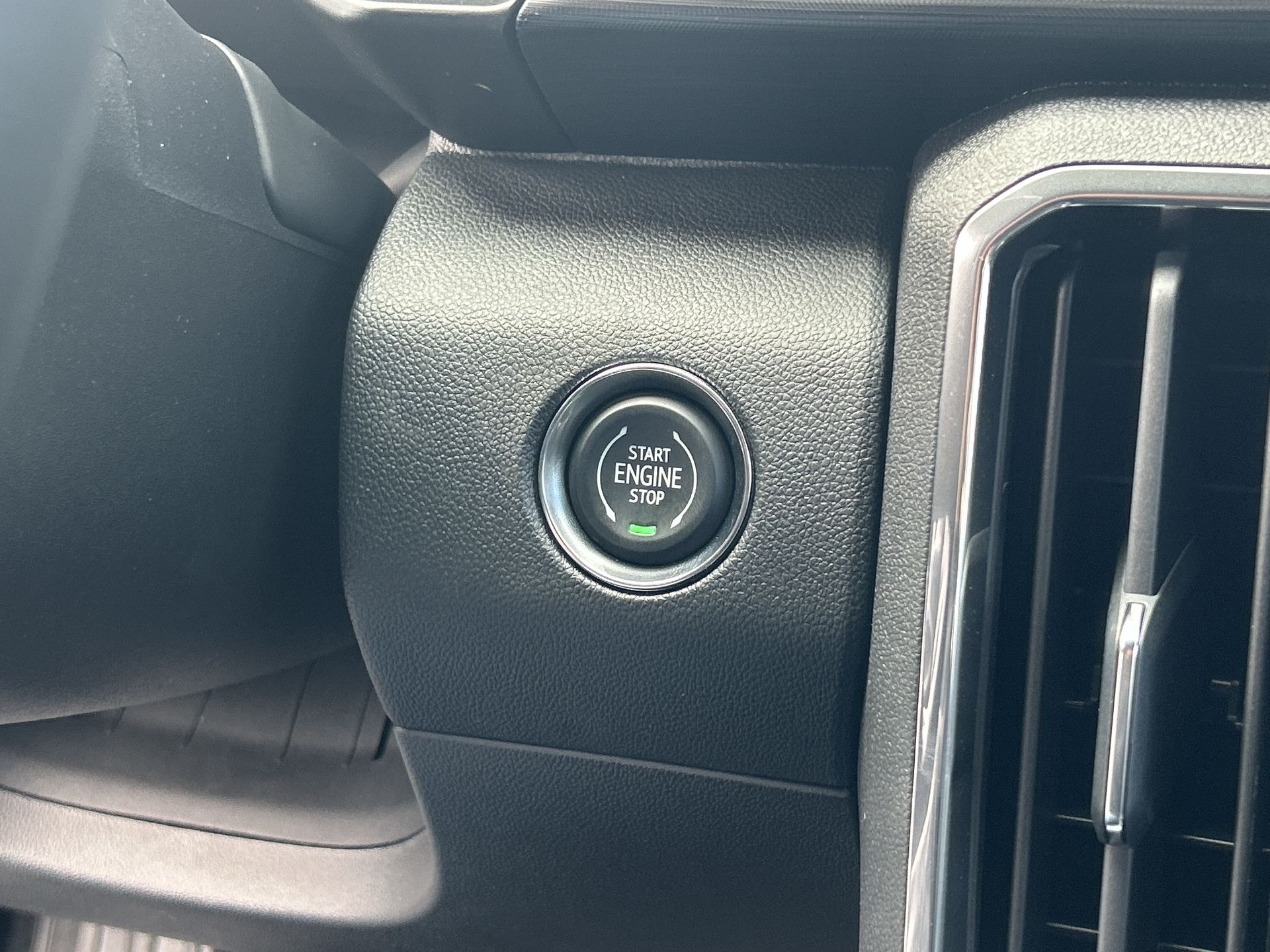 2026 GMC Acadia Elevation - Photo 55