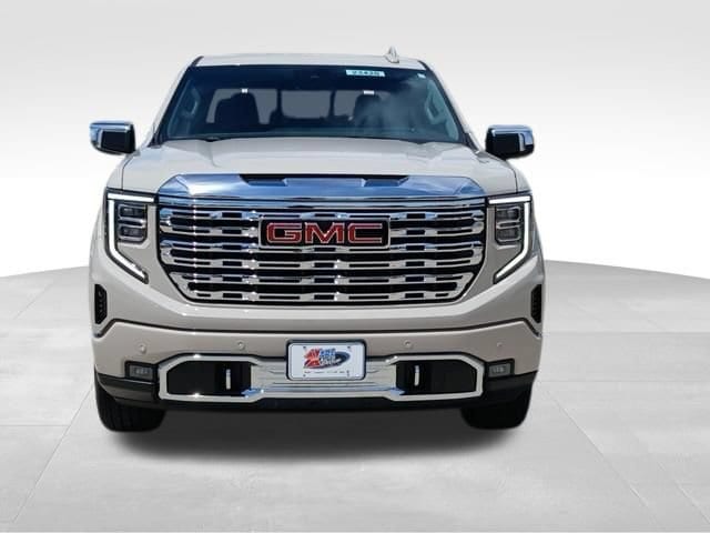 2026 GMC Sierra 1500 Denali - Photo 8