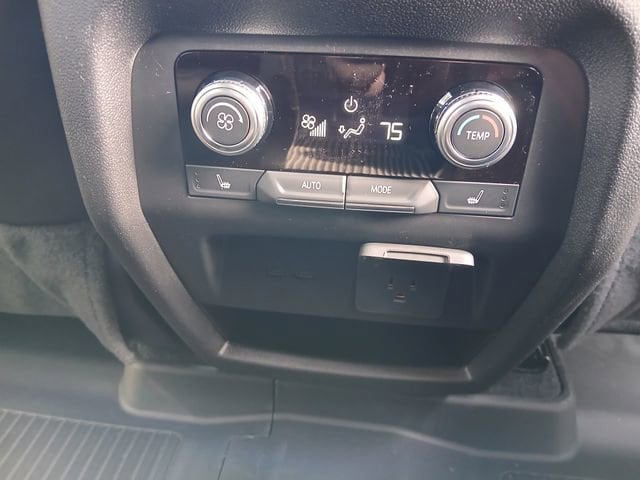 2026 GMC Acadia Elevation - Photo 21