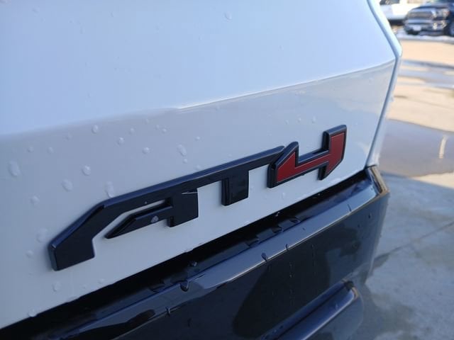 2026 GMC Terrain AT4 - Photo 34