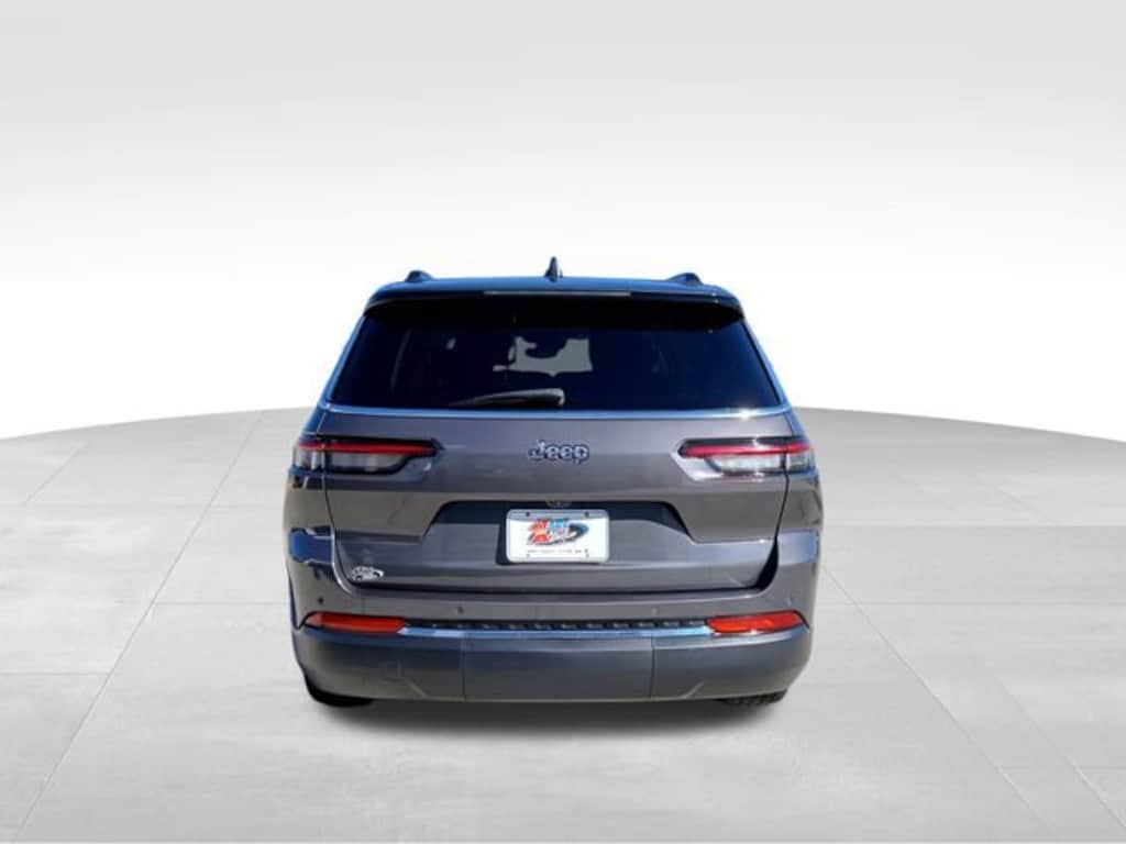 Used 2022 Jeep Grand Cherokee L Limited 4x4 SUV