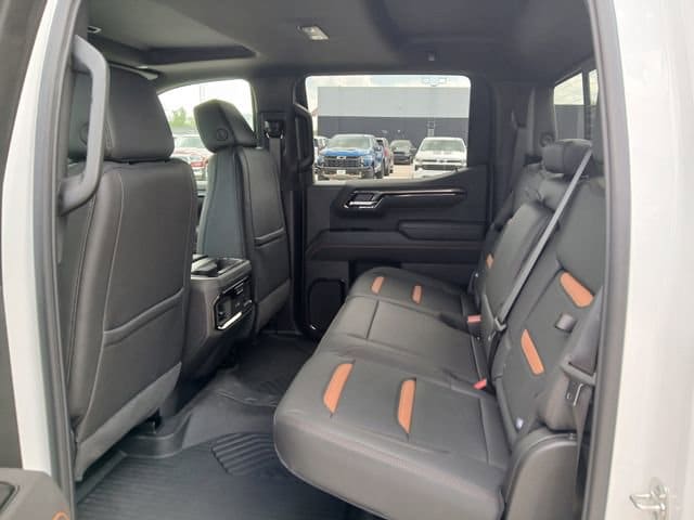 2026 GMC Sierra 1500 AT4 - Photo 18