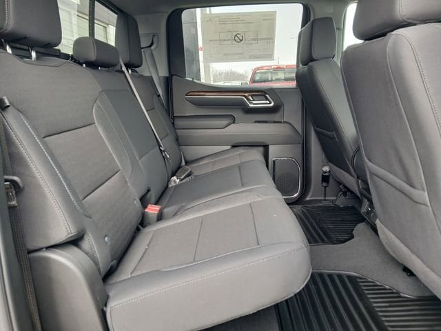 2026 GMC Sierra 1500 SLE - Photo 18