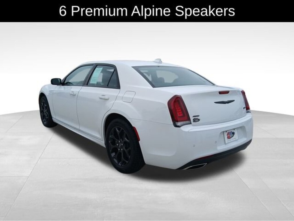 Used 2022 Chrysler 300 Touring L AWD Sedan