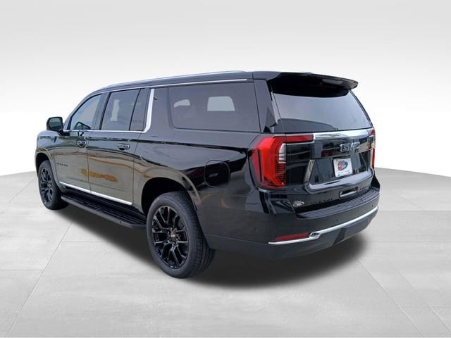 2026 GMC Yukon XL Elevation - Photo 3