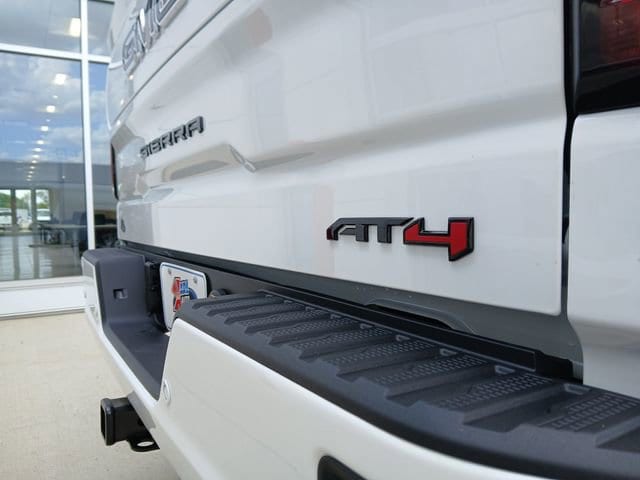2026 GMC Sierra 1500 AT4 - Photo 12