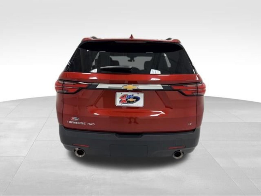 Used 2023 Chevrolet Traverse LT Cloth SUV