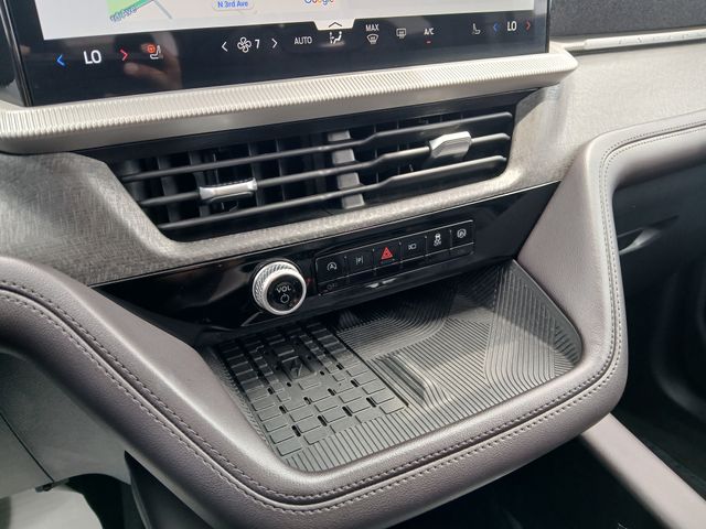 2025 Ford Explorer Platinum - Photo 31