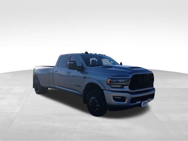 Used 2023 RAM Ram 3500 Pickup Limited with VIN 3C63RRRL9PG533692 for sale in Marshalltown, IA