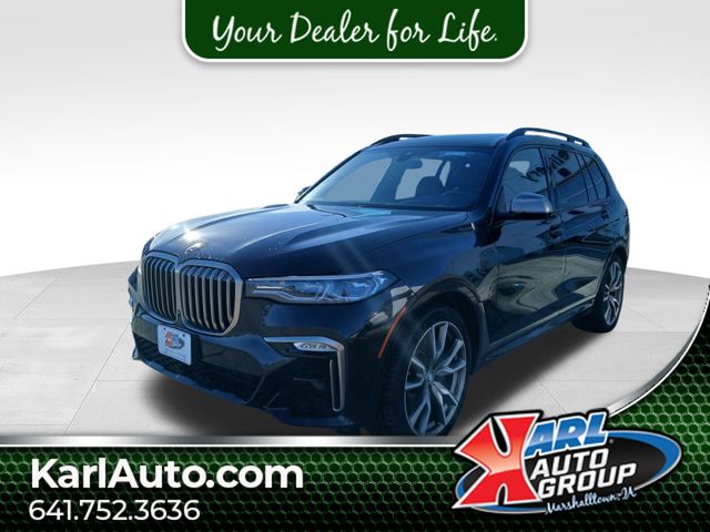 2022 BMW X7 M50i's photo