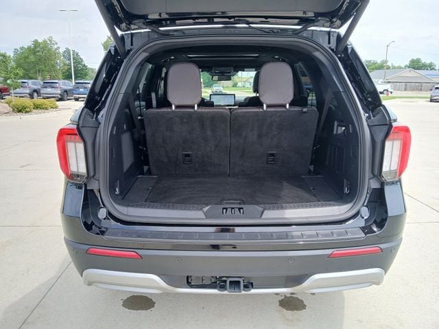 2025 Ford Explorer Platinum - Photo 24