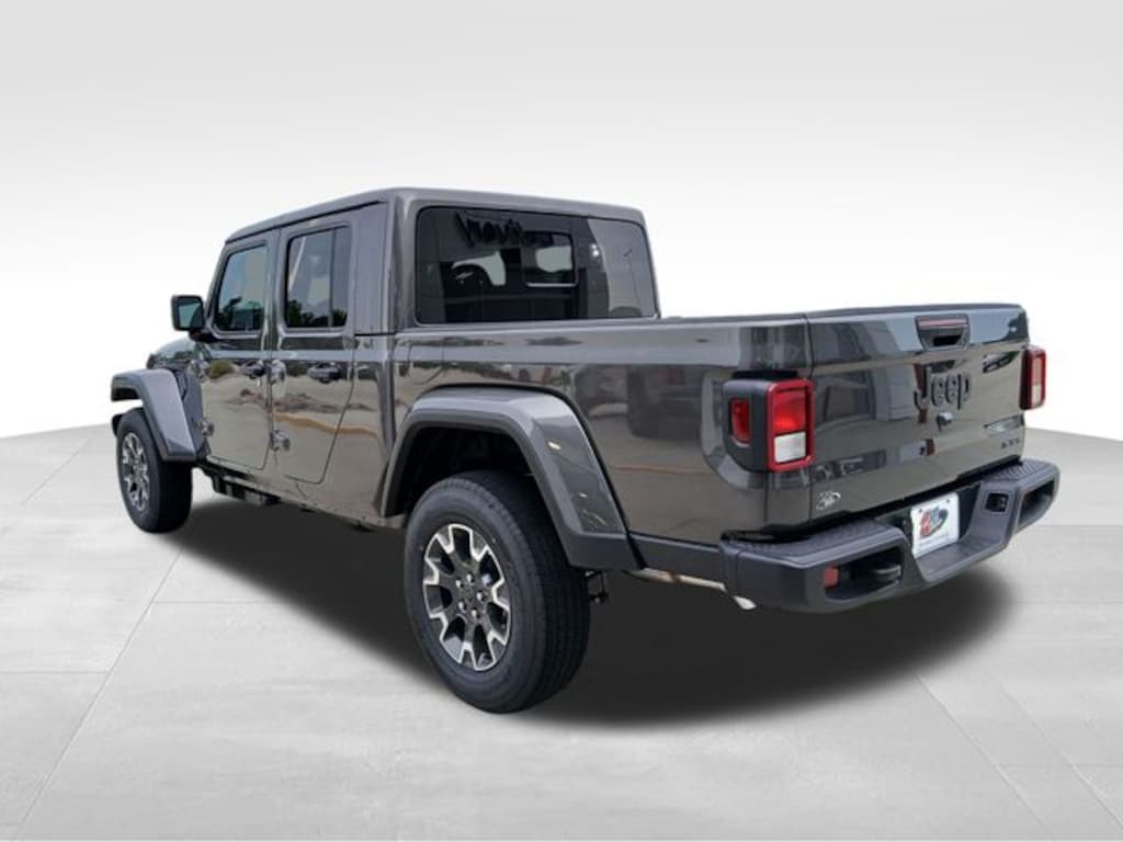 New 2026 Jeep Gladiator Sport Pickup