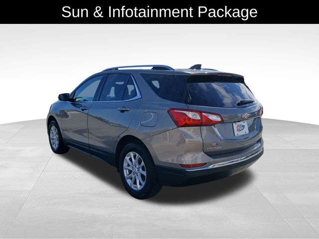 2018 Chevrolet Equinox LT photo 3