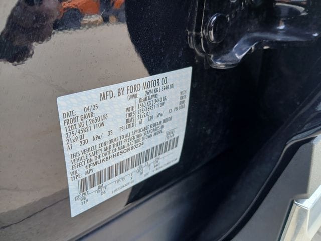 2025 Ford Explorer Platinum - Photo 45