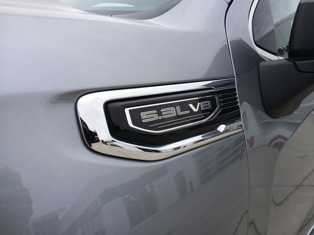 2023 GMC Sierra 1500 SLT - Photo 10