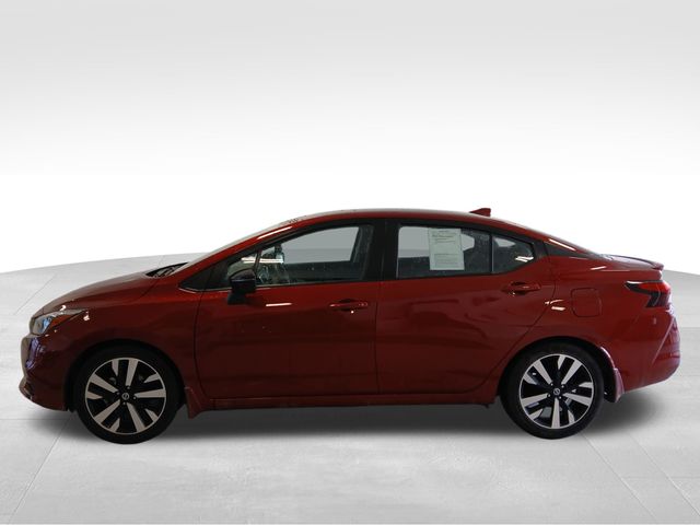 Used 2022 Nissan Versa Sedan SR with VIN 3N1CN8FV2NL832646 for sale in Marshalltown, IA