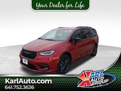 2026 Chrysler Pacifica Limited Passenger Van