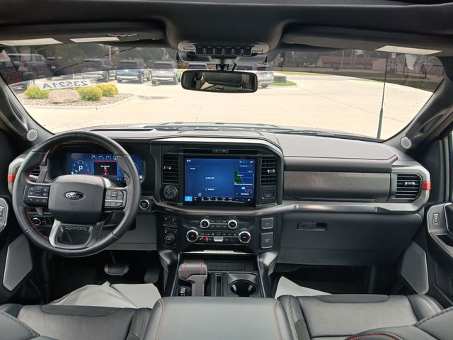 2025 Ford F-150 Raptor - Photo 29