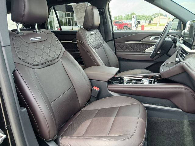 2025 Ford Explorer Platinum - Photo 18