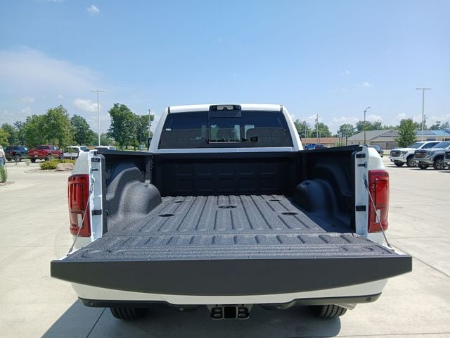 2025 RAM 3500 Laramie - Photo 26