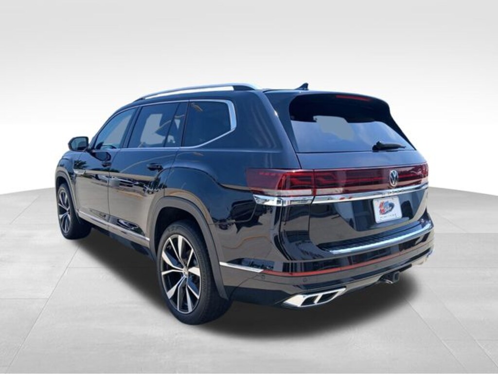 Used 2024 Volkswagen Atlas 2.0T SEL Premium R-Line SUV