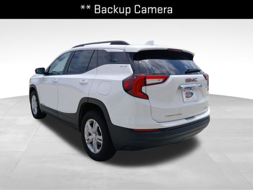 Used 2024 GMC Terrain SLE SUV