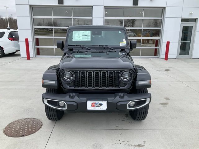 2024 Jeep Gladiator Sport photo 2