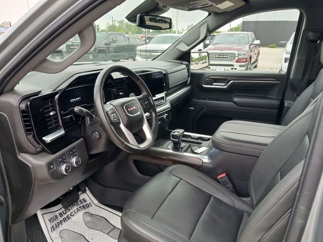 2023 GMC Sierra 1500 SLT - Photo 14