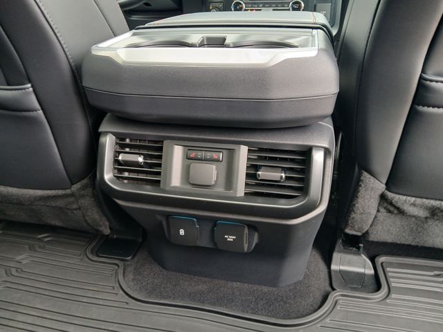 2025 Ford F-150 Raptor - Photo 28